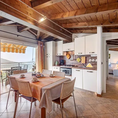 Splendido Loft Panoramico Apartament Veleso